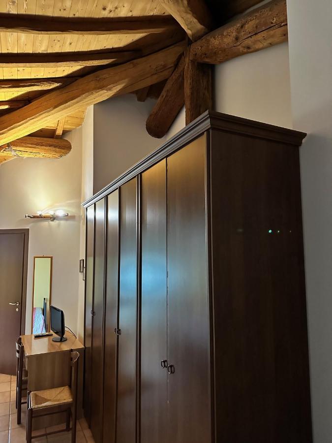 Agriturismo La Rasdora Porto Mantovano Exteriér fotografie